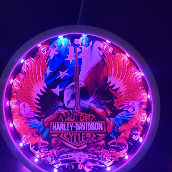 Harley Davidson RGB led clock - Picture 8 of 8